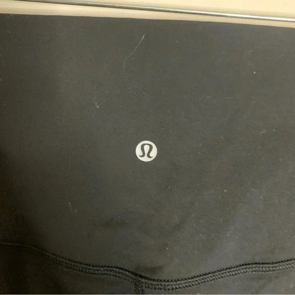 Lululemon  Black High Rise Legging Mesh 4 - Picture 3 of 8